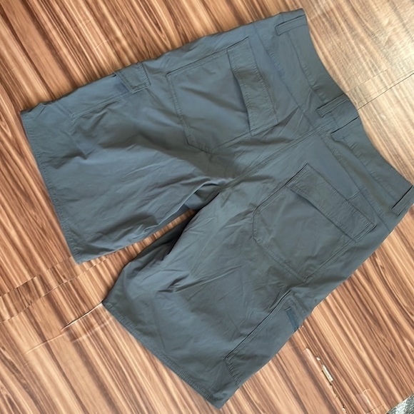 PATAGONIA Nylon Board Shorts Size 34 - Picture 5 of 11